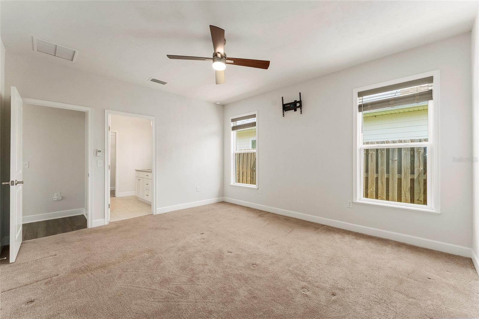 12327 Nw 159th Way Property Photo 19