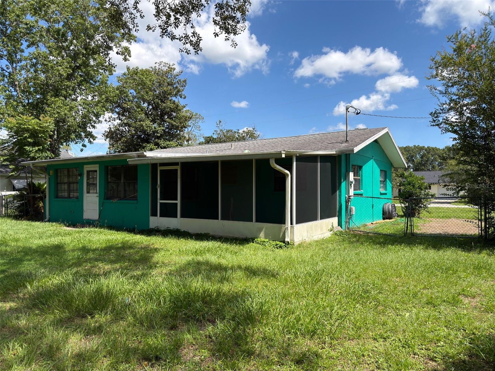 21160 Sw Honeysuckle St Property Photo 28