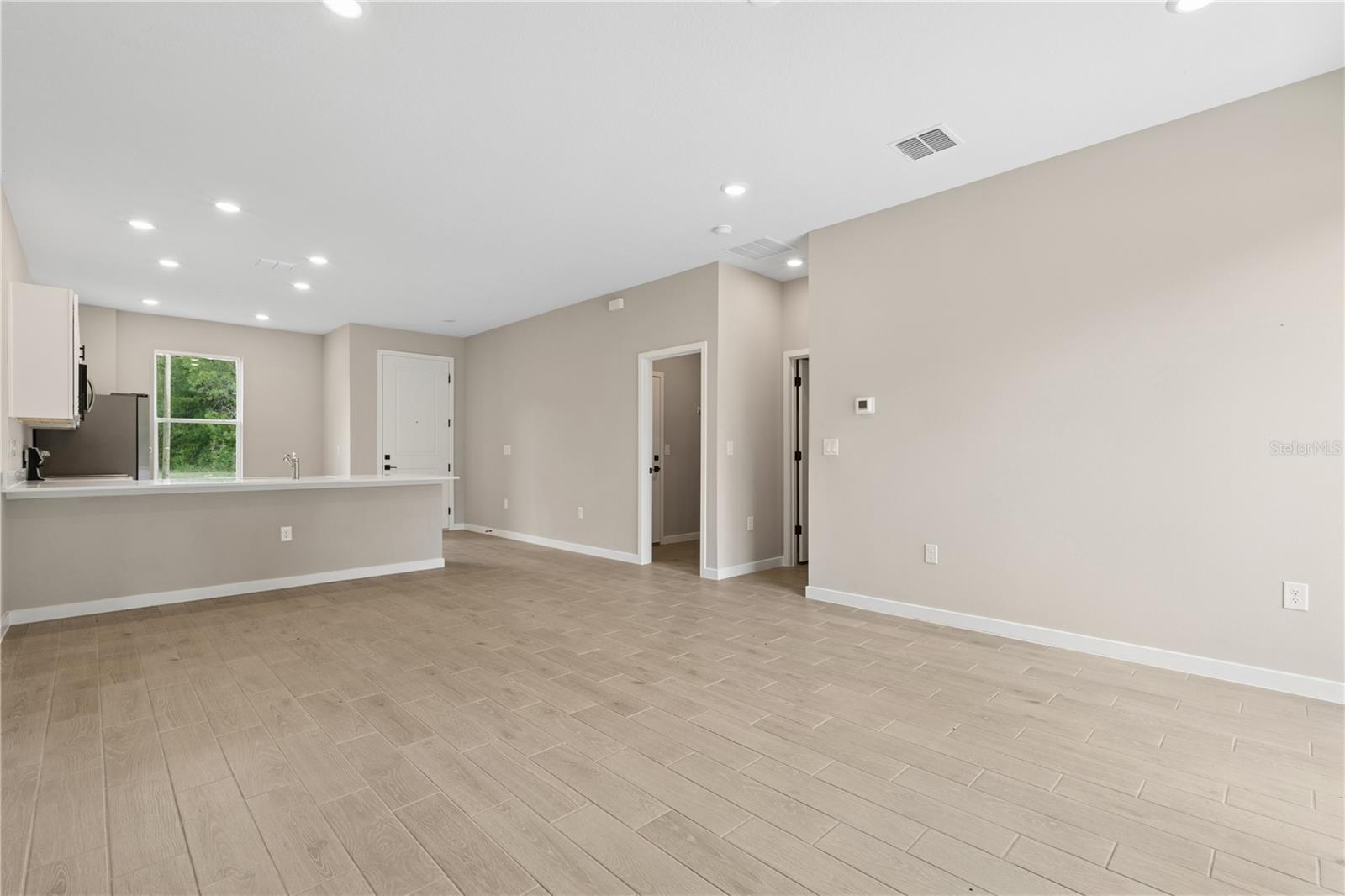 2499 Sw 167th Loop Property Photo 5