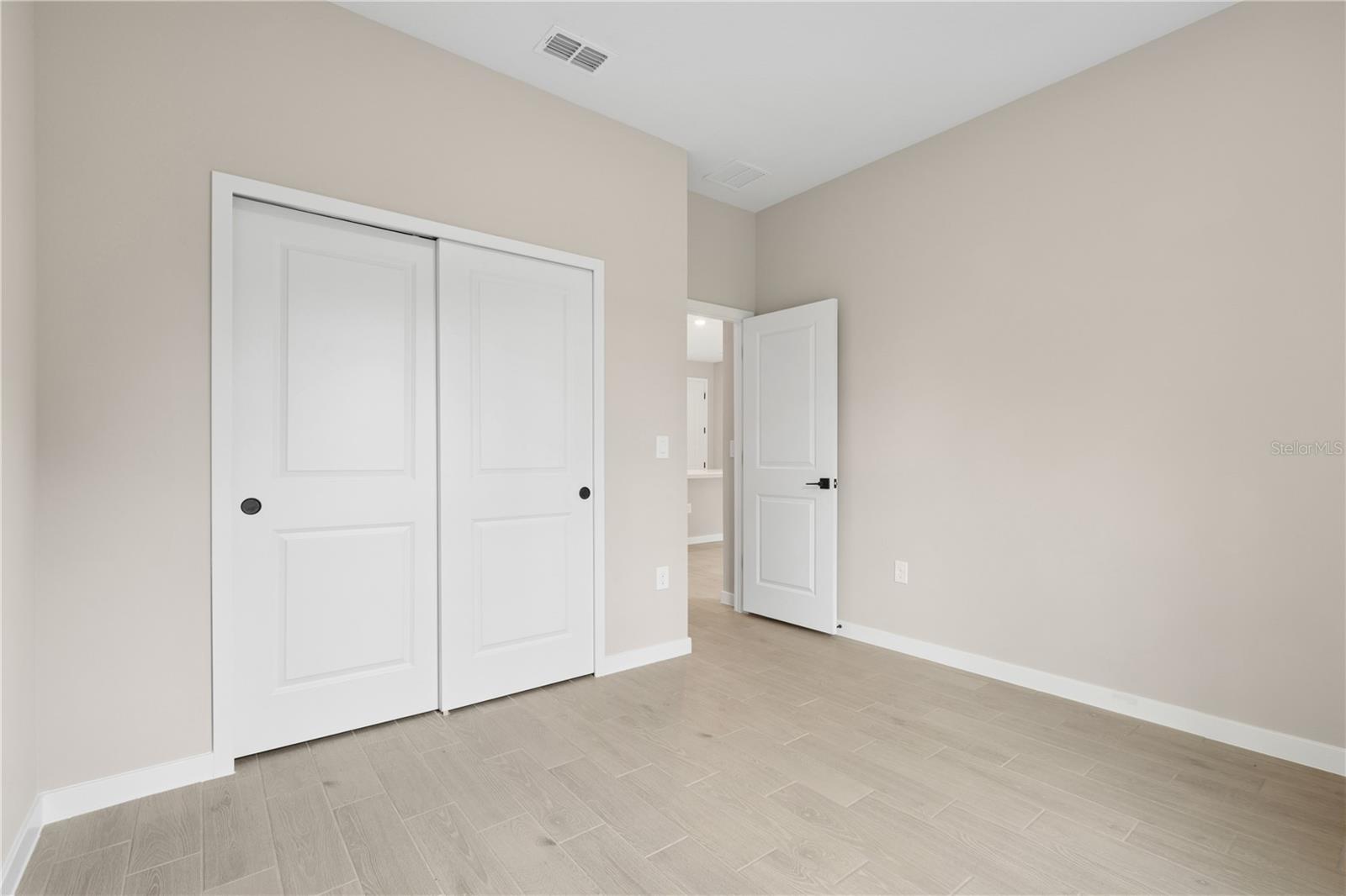 2499 Sw 167th Loop Property Photo 9