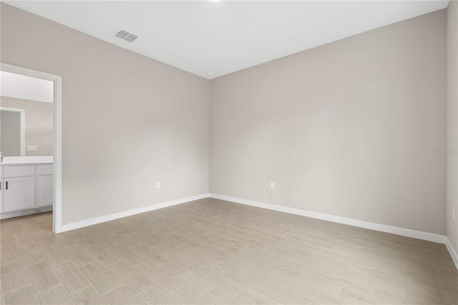 2499 Sw 167th Loop Property Photo 10