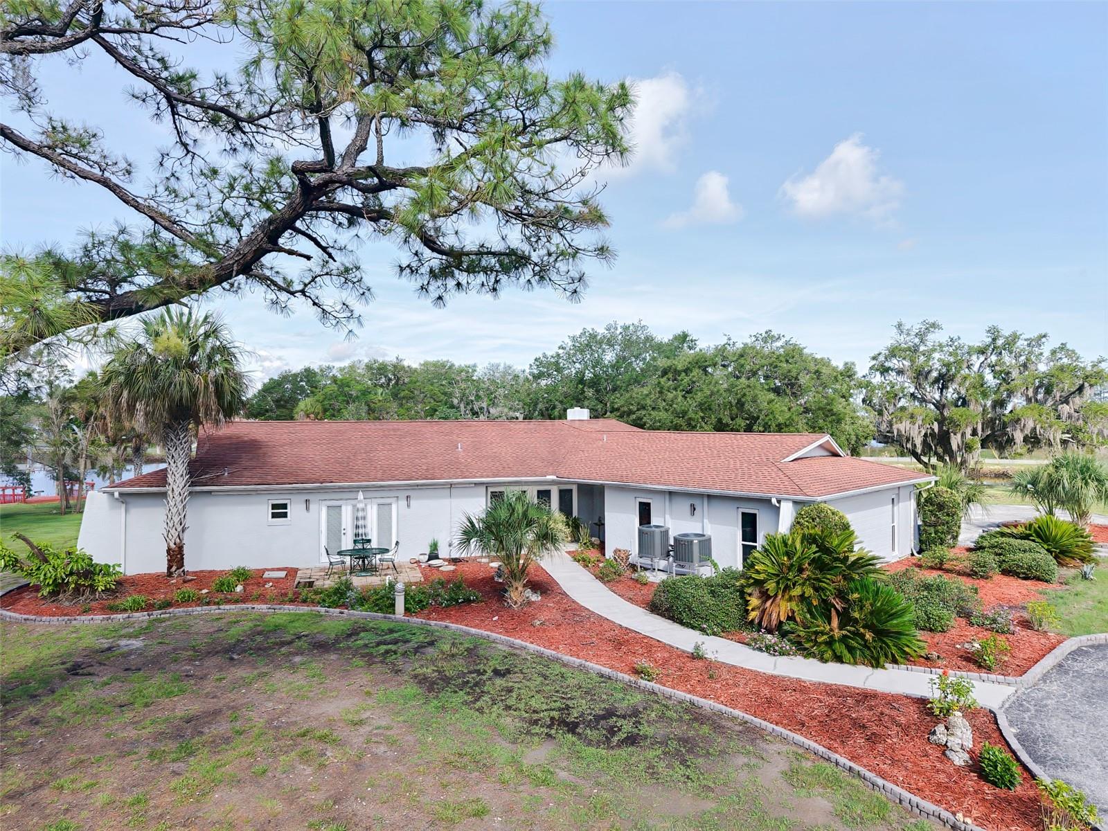 11580 W Dixie Shores Dr Property Photo 2