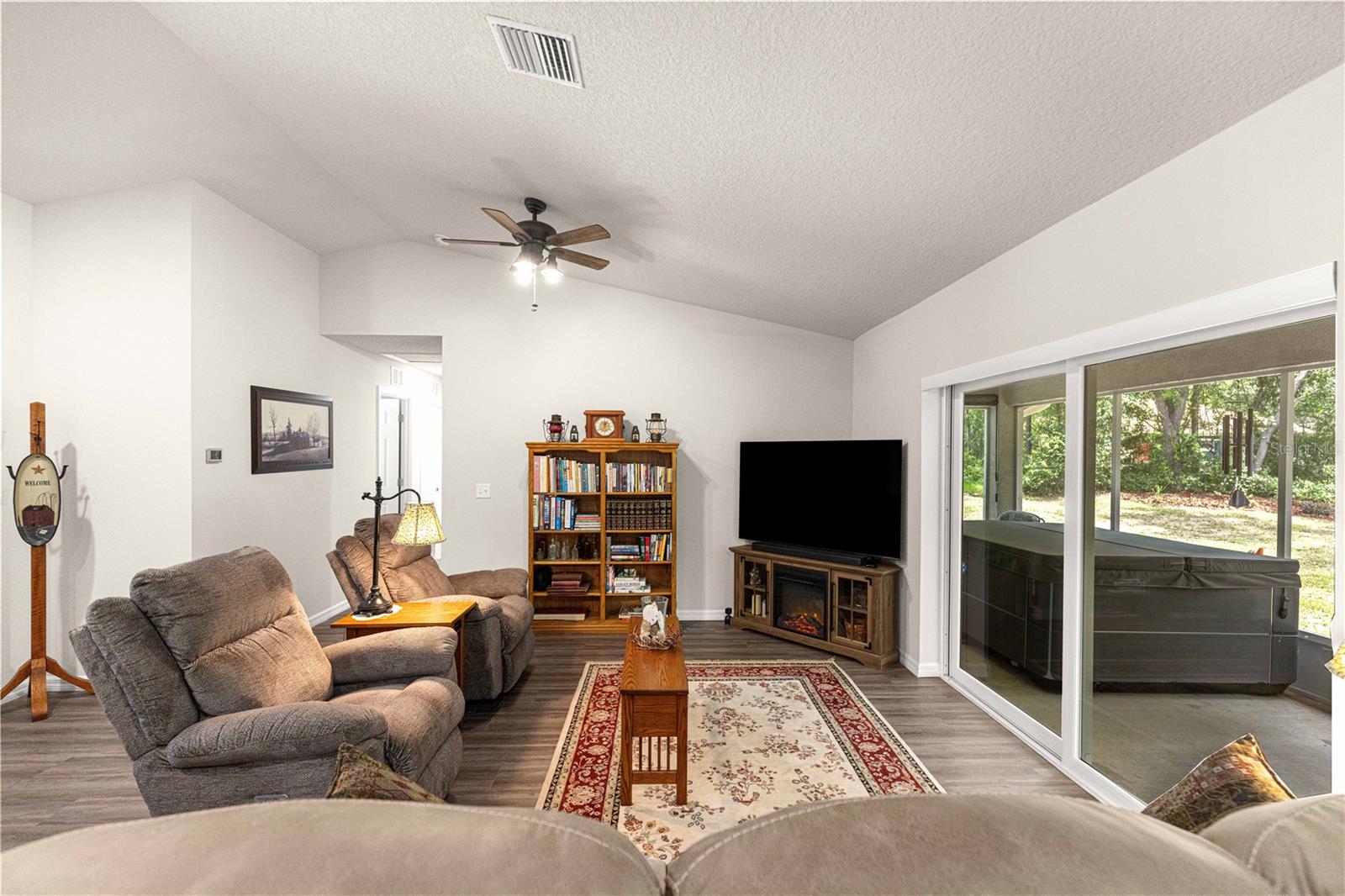 10065 N Langdon Rd Property Photo 11