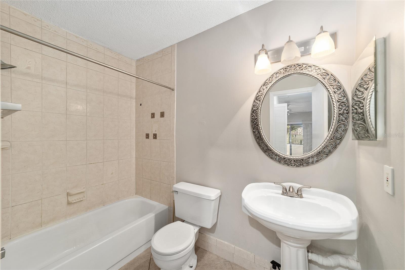 3401 E Fort King St #202 Property Photo 15