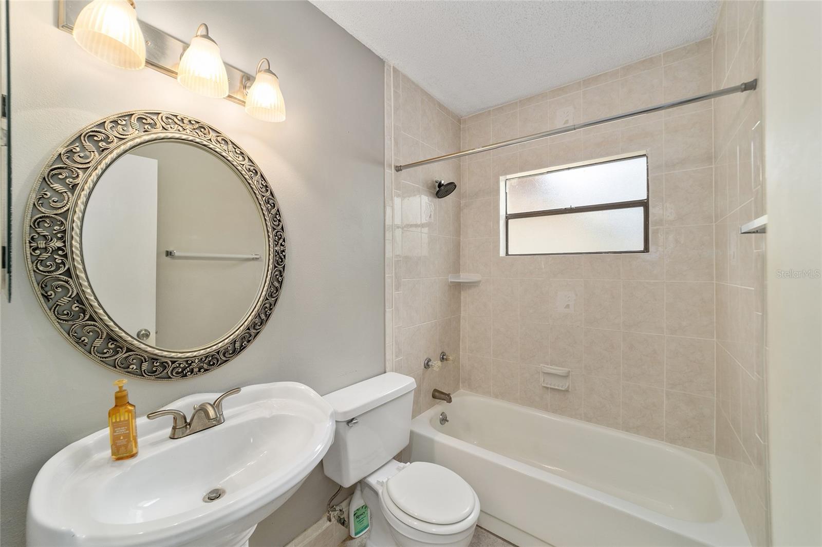 3401 E Fort King St #202 Property Photo 19