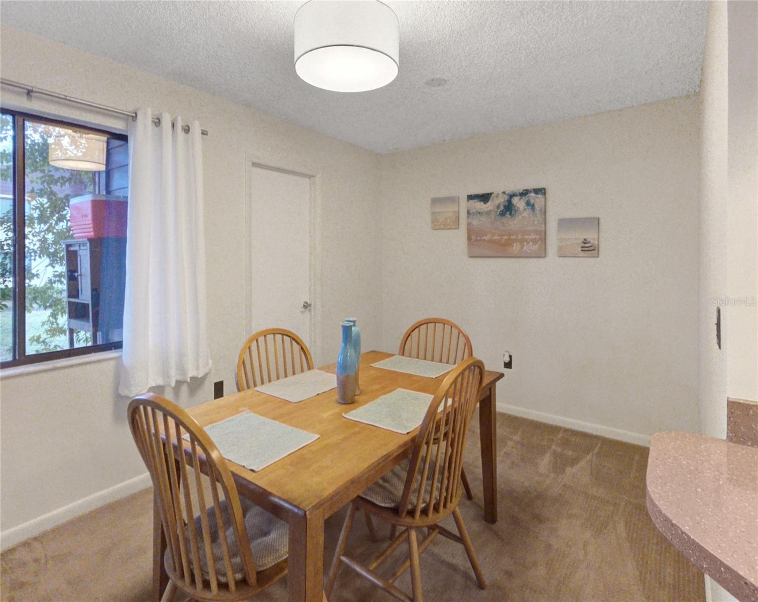 504 Silver Crse #a Property Photo 8