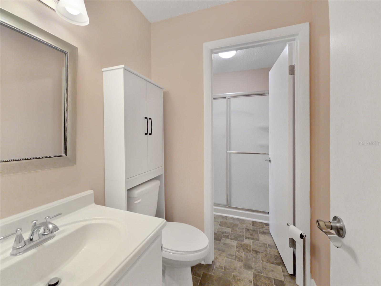 504 Silver Crse #a Property Photo 12