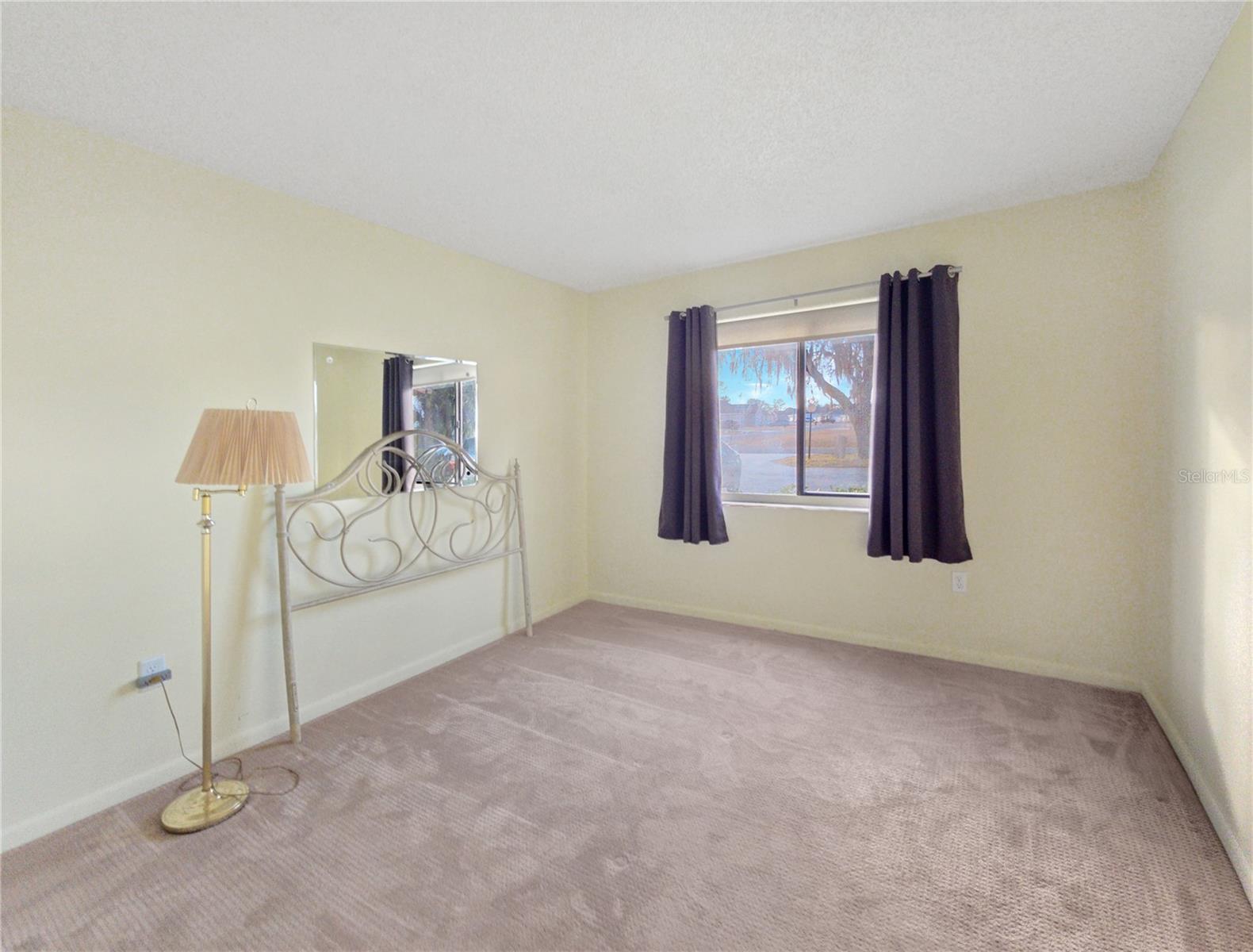504 Silver Crse #a Property Photo 15