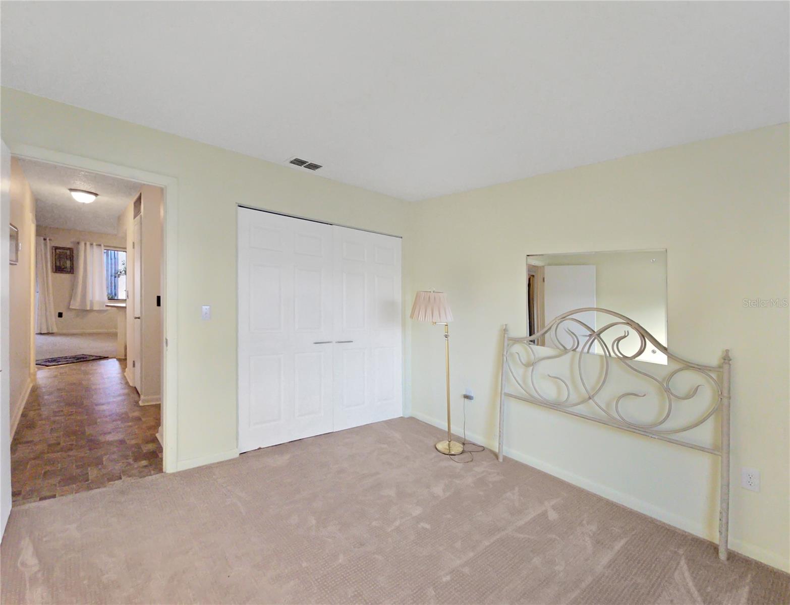 504 Silver Crse #a Property Photo 16