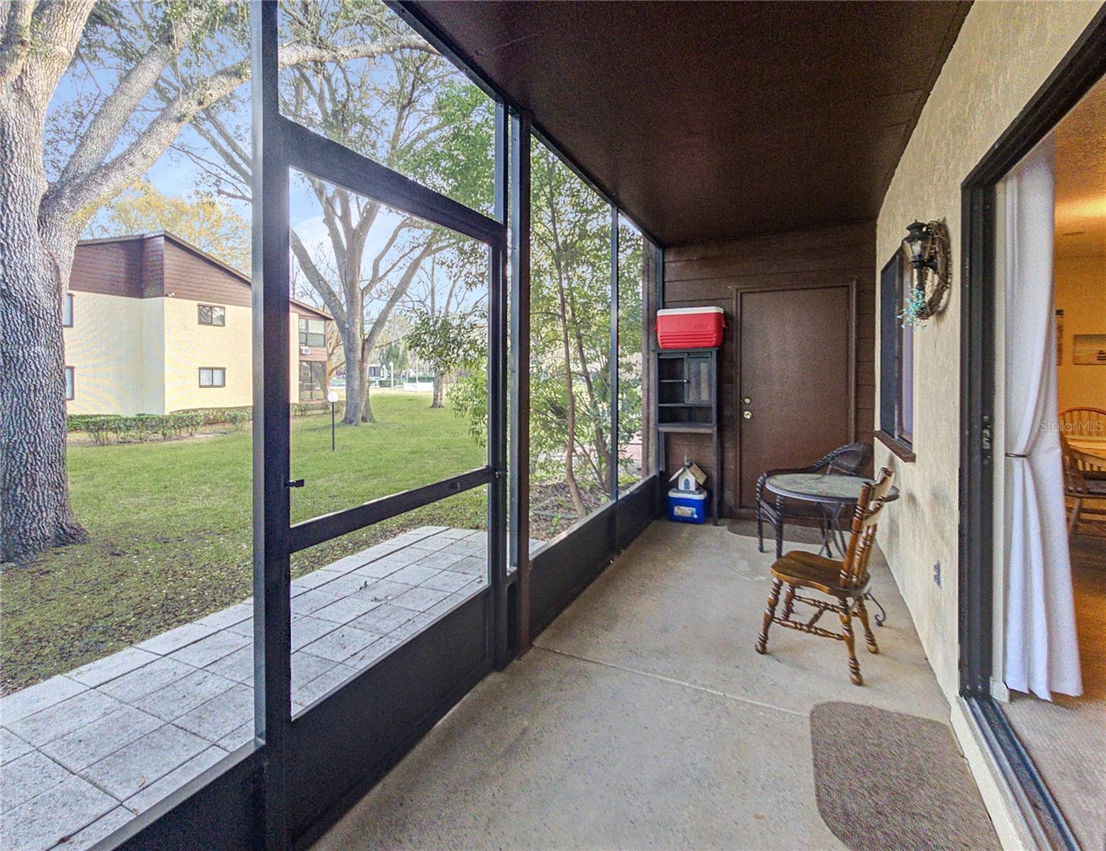 504 Silver Crse #a Property Photo 18