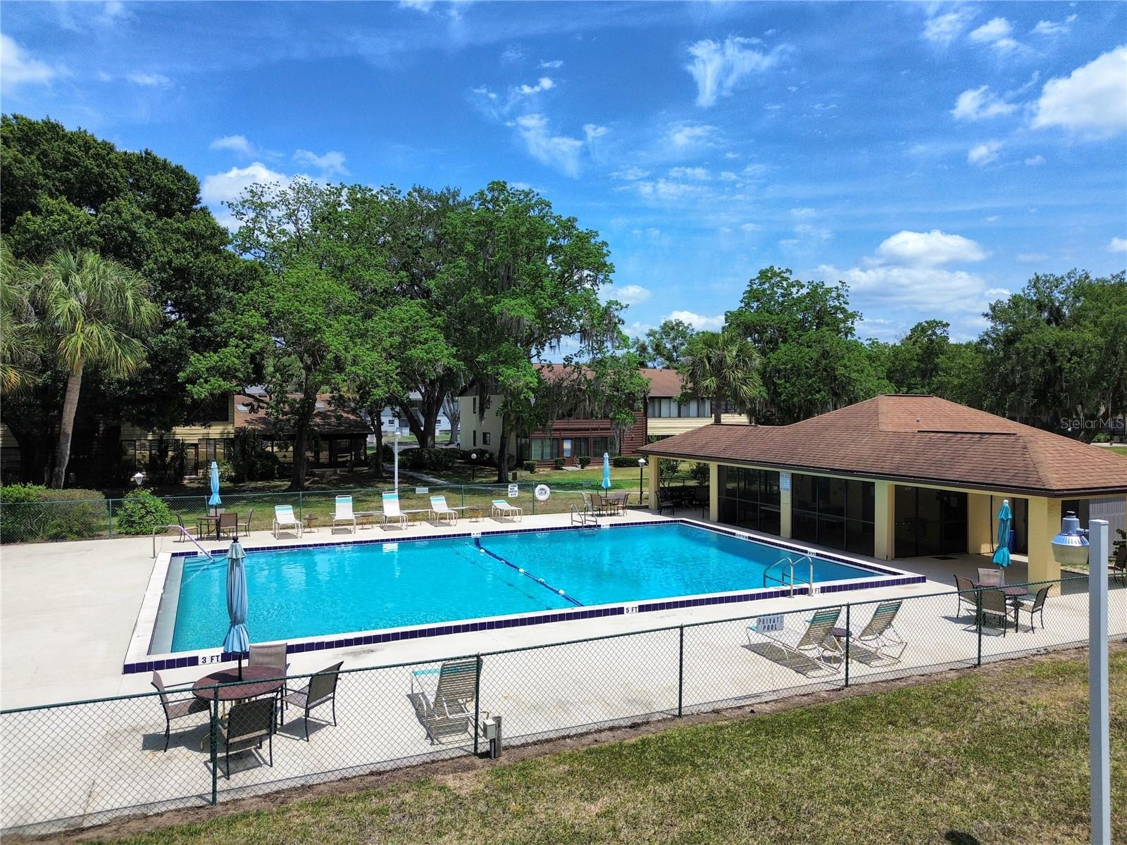 504 Silver Crse #a Property Photo 23