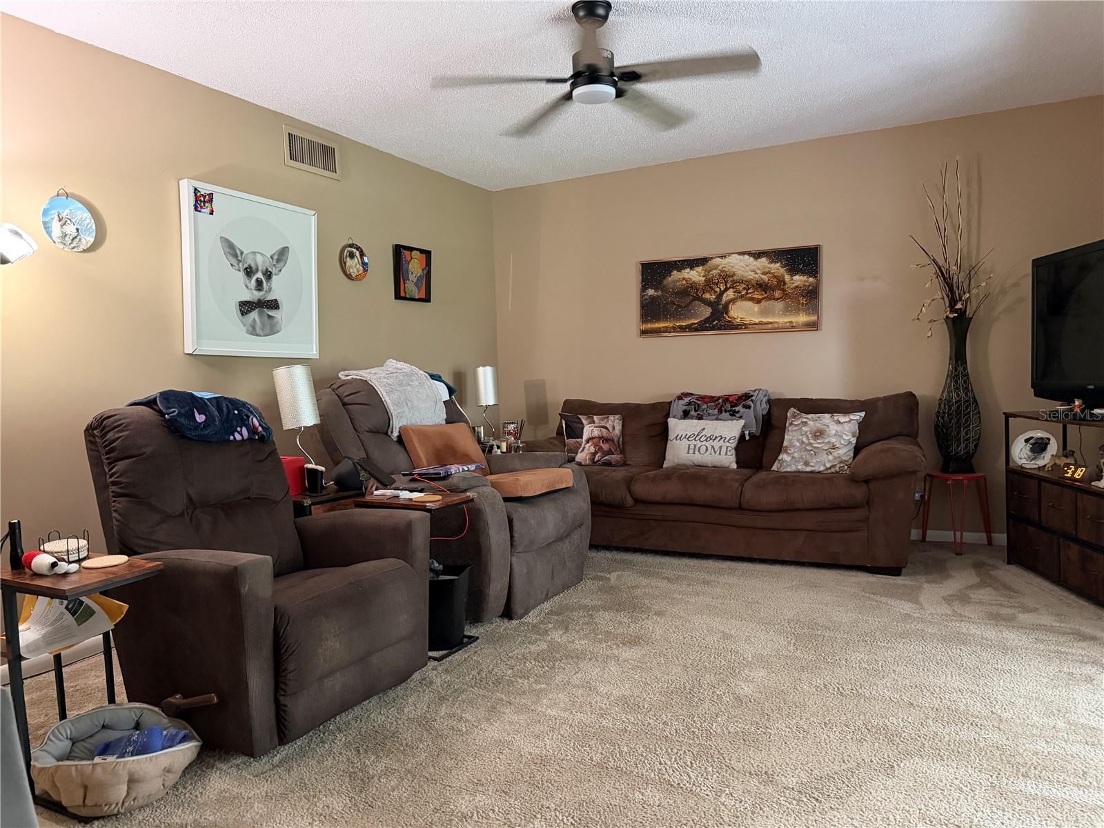 687 Midway Dr #a Property Photo 5