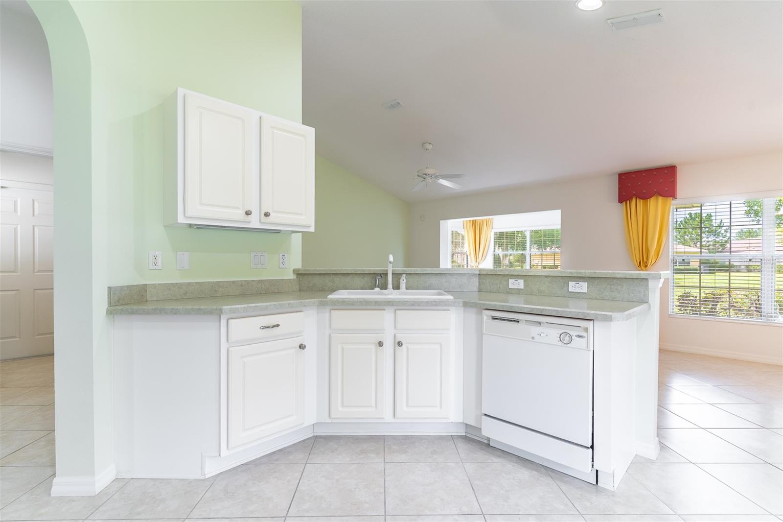 8722 Sw 83rd Loop Property Photo 18
