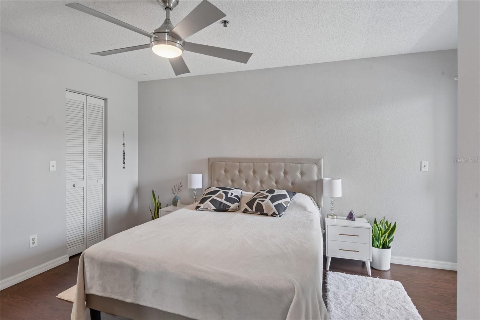 5727 Biscayne Ct #209 Property Photo 27