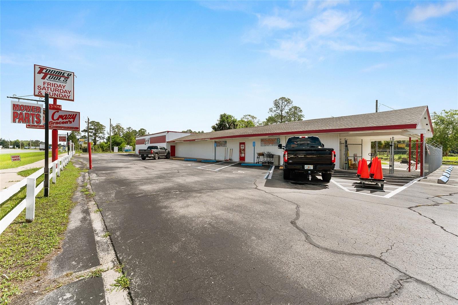 17313 Ne Us Hwy 301 Property Photo 13