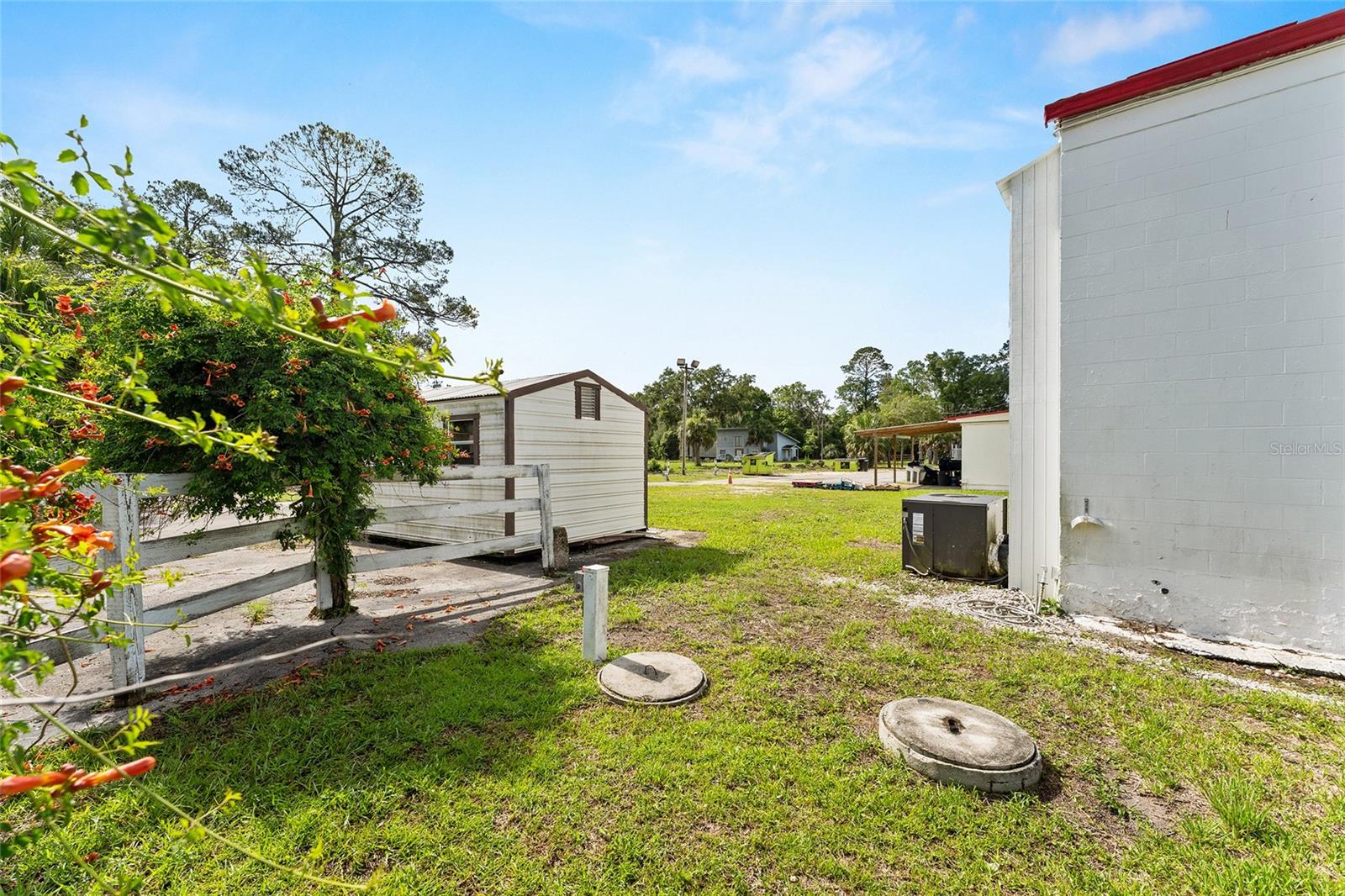17313 Ne Us Hwy 301 Property Photo 16