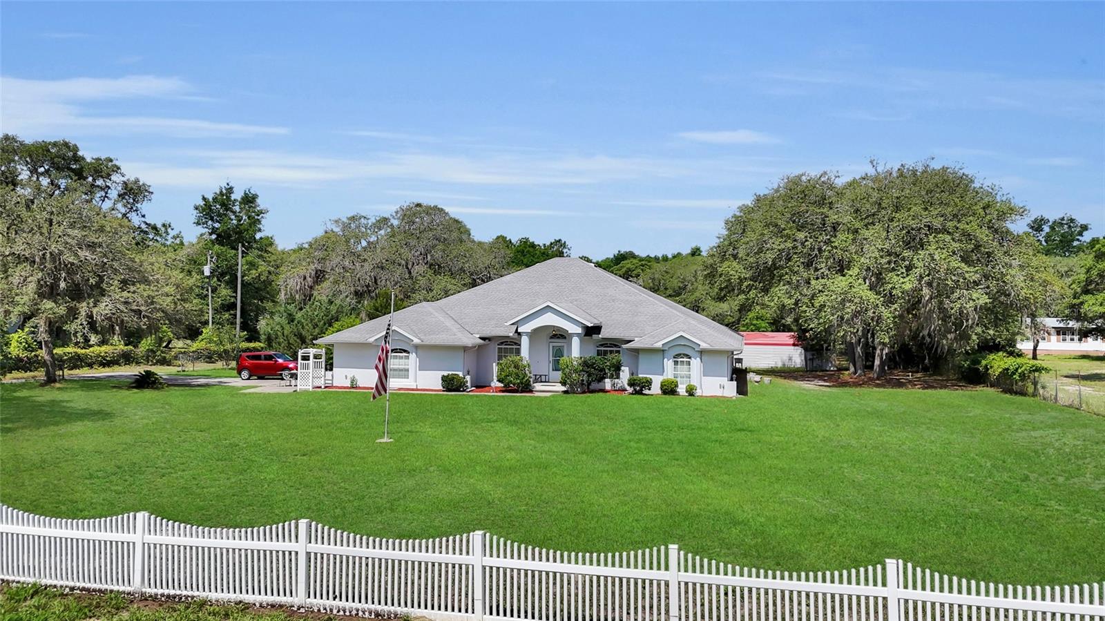 5260 SW 176TH AVE Property Photo 1