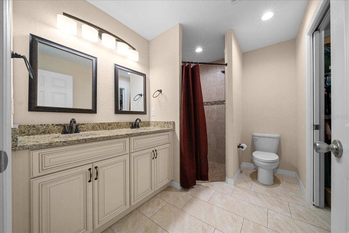 391 Marion Oaks Pass Property Photo 14