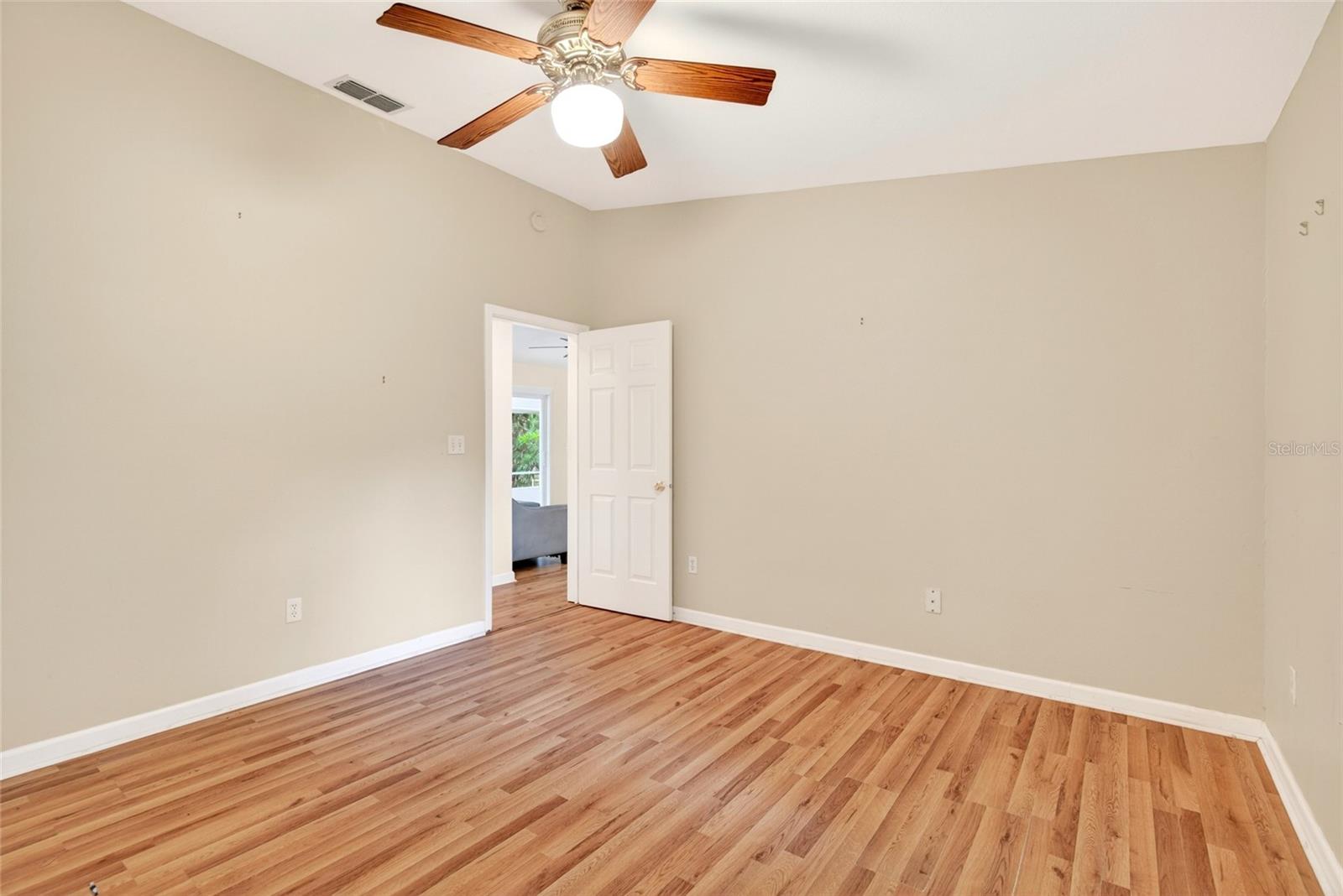 125 Ann St Property Photo 18
