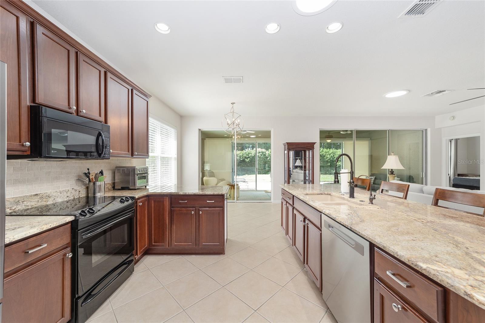 9395 Sw 66th Loop Property Photo 12