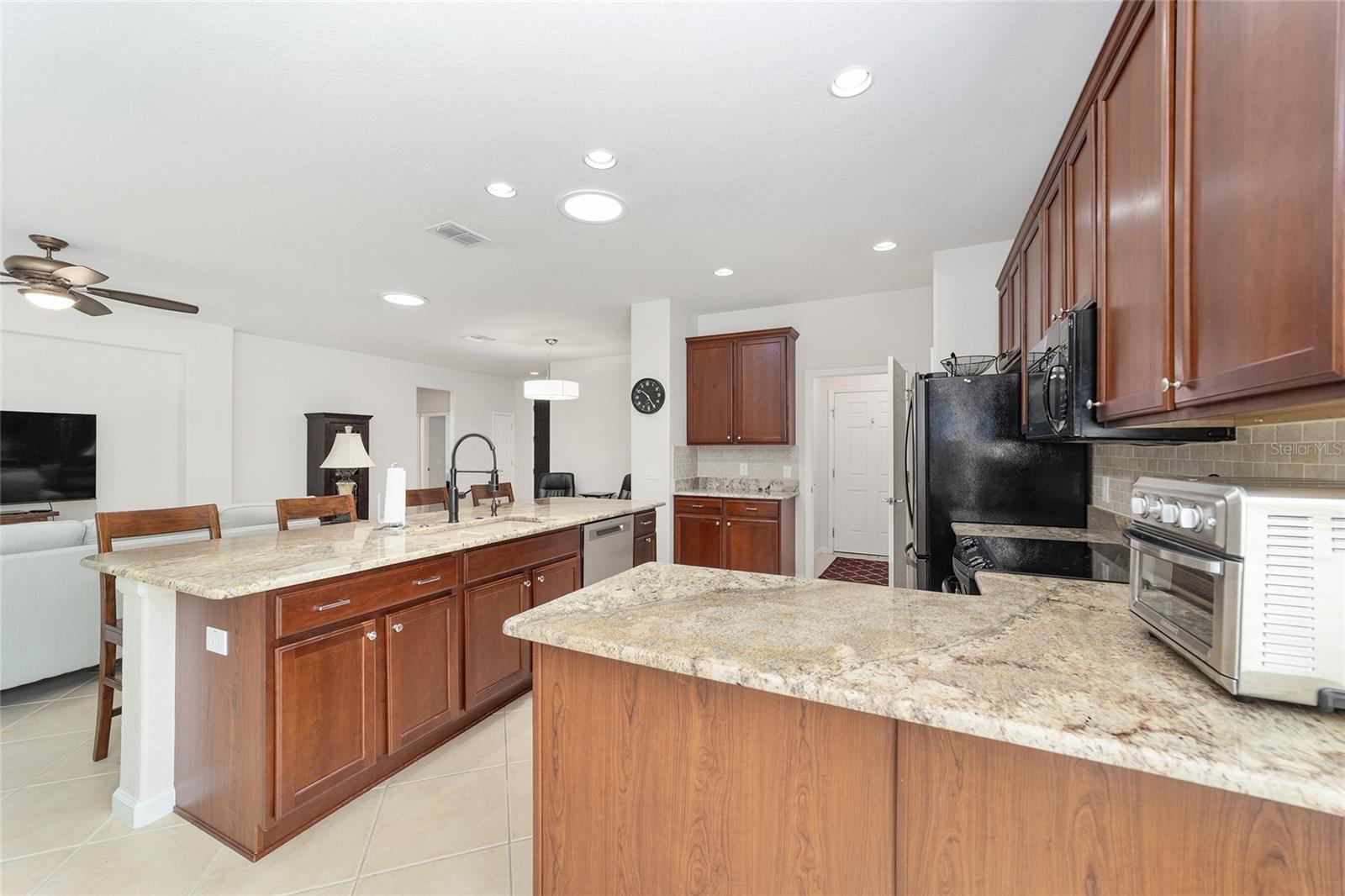 9395 Sw 66th Loop Property Photo 16