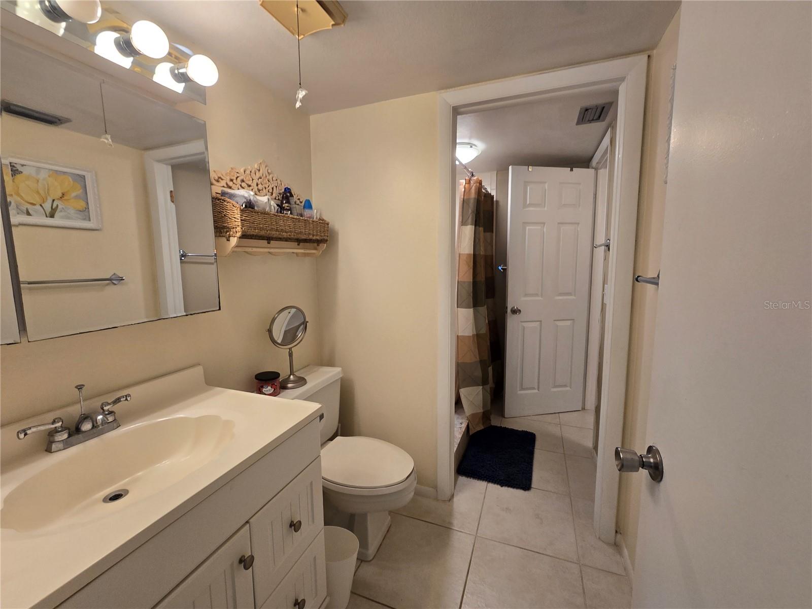 608 Midway Dr #a Property Photo 11