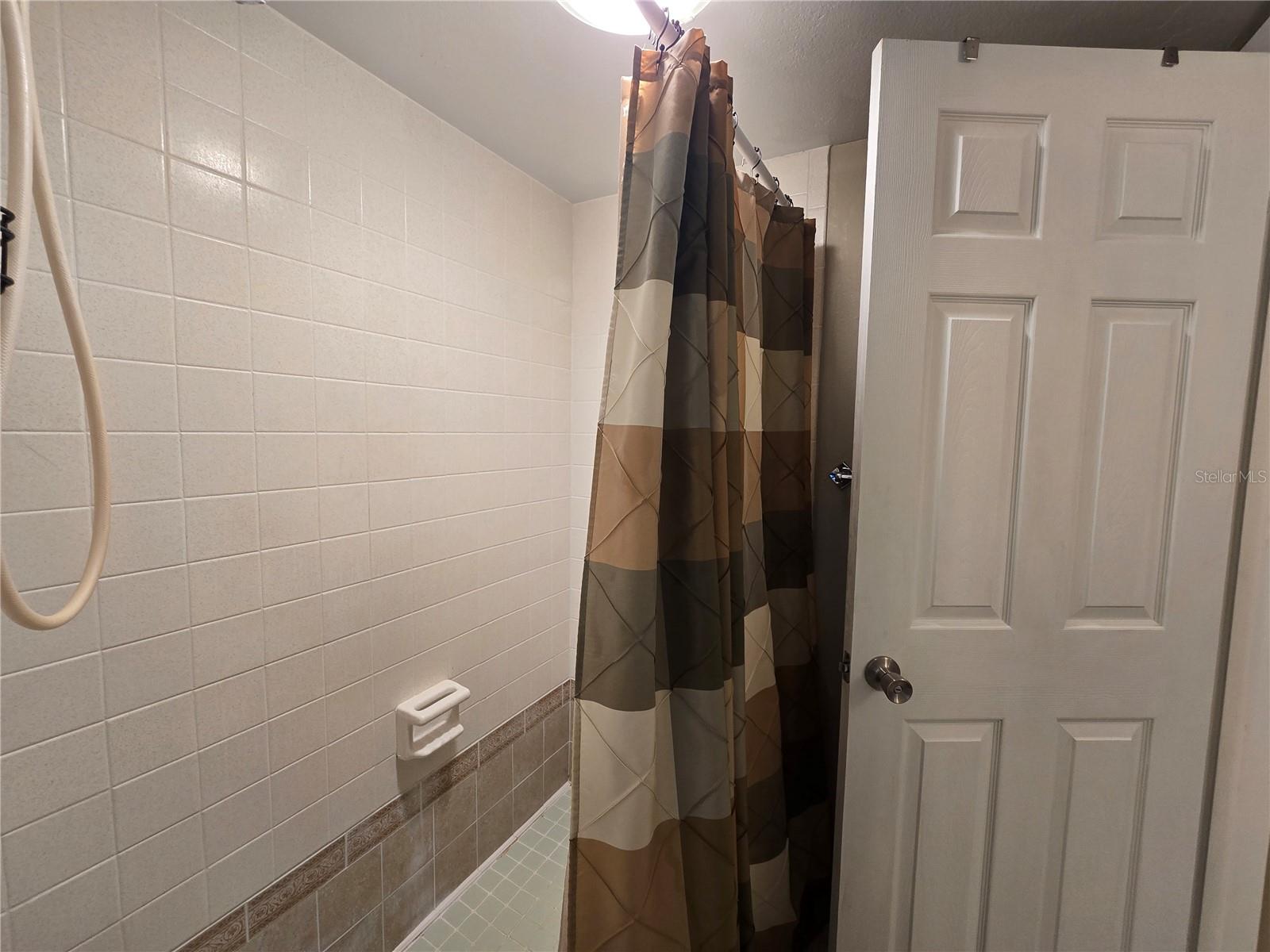 608 Midway Dr #a Property Photo 13