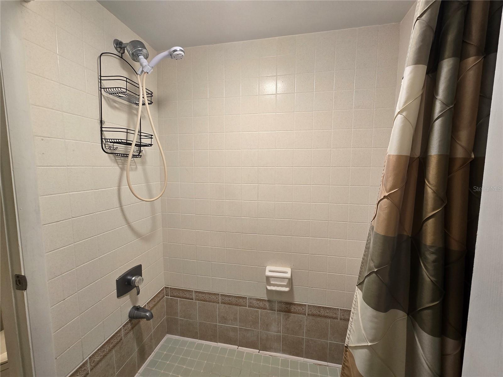 608 Midway Dr #a Property Photo 14