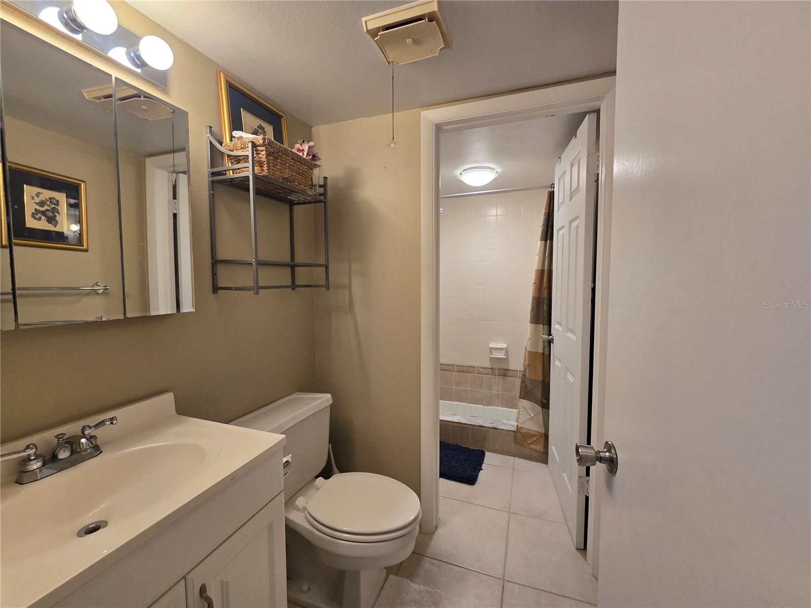 608 Midway Dr #a Property Photo 17