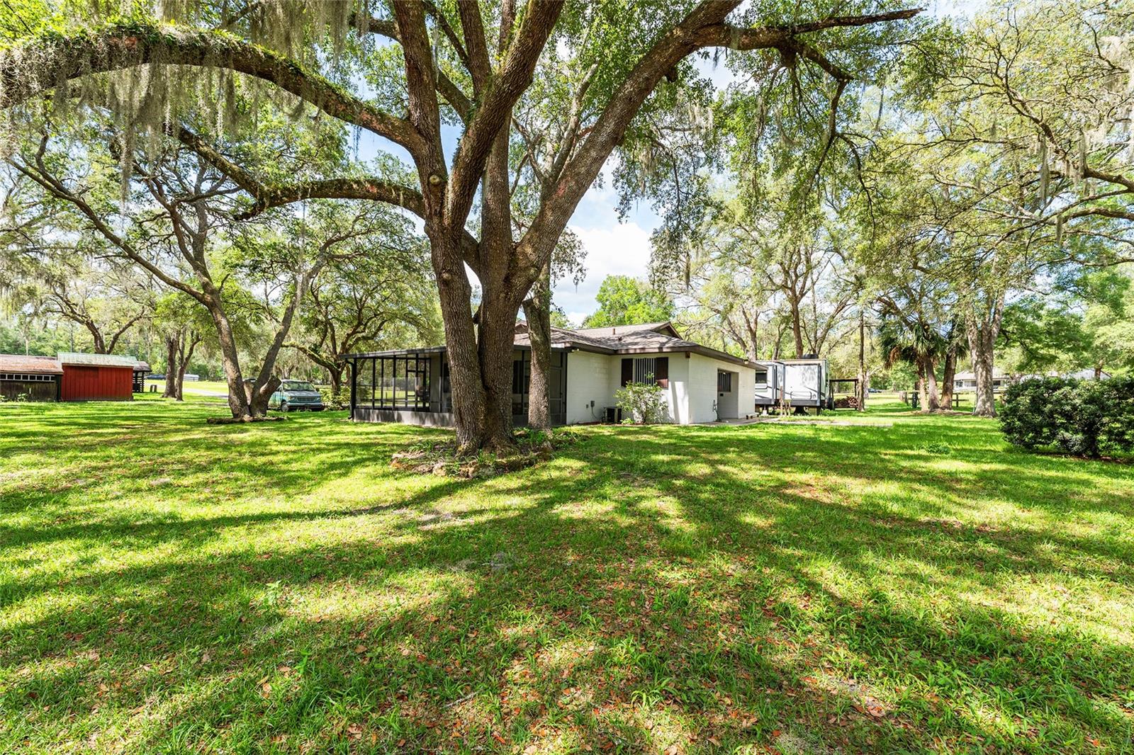 10871 SE COUNTY ROAD 326 Property Photo 1