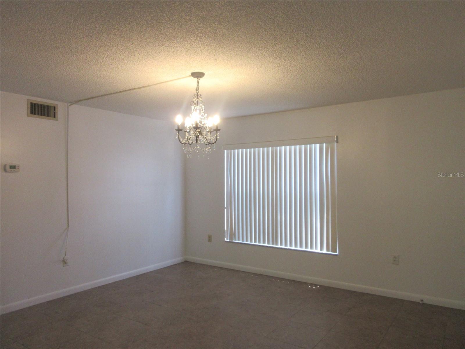 2410 Se 16th Ave #h Property Photo 7