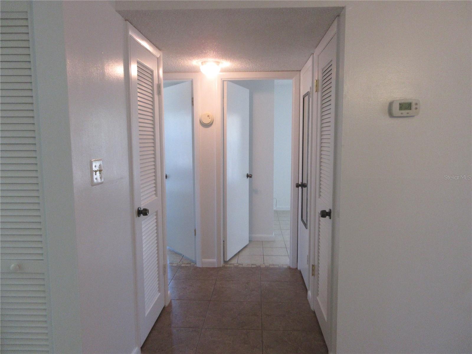 2410 Se 16th Ave #h Property Photo 8