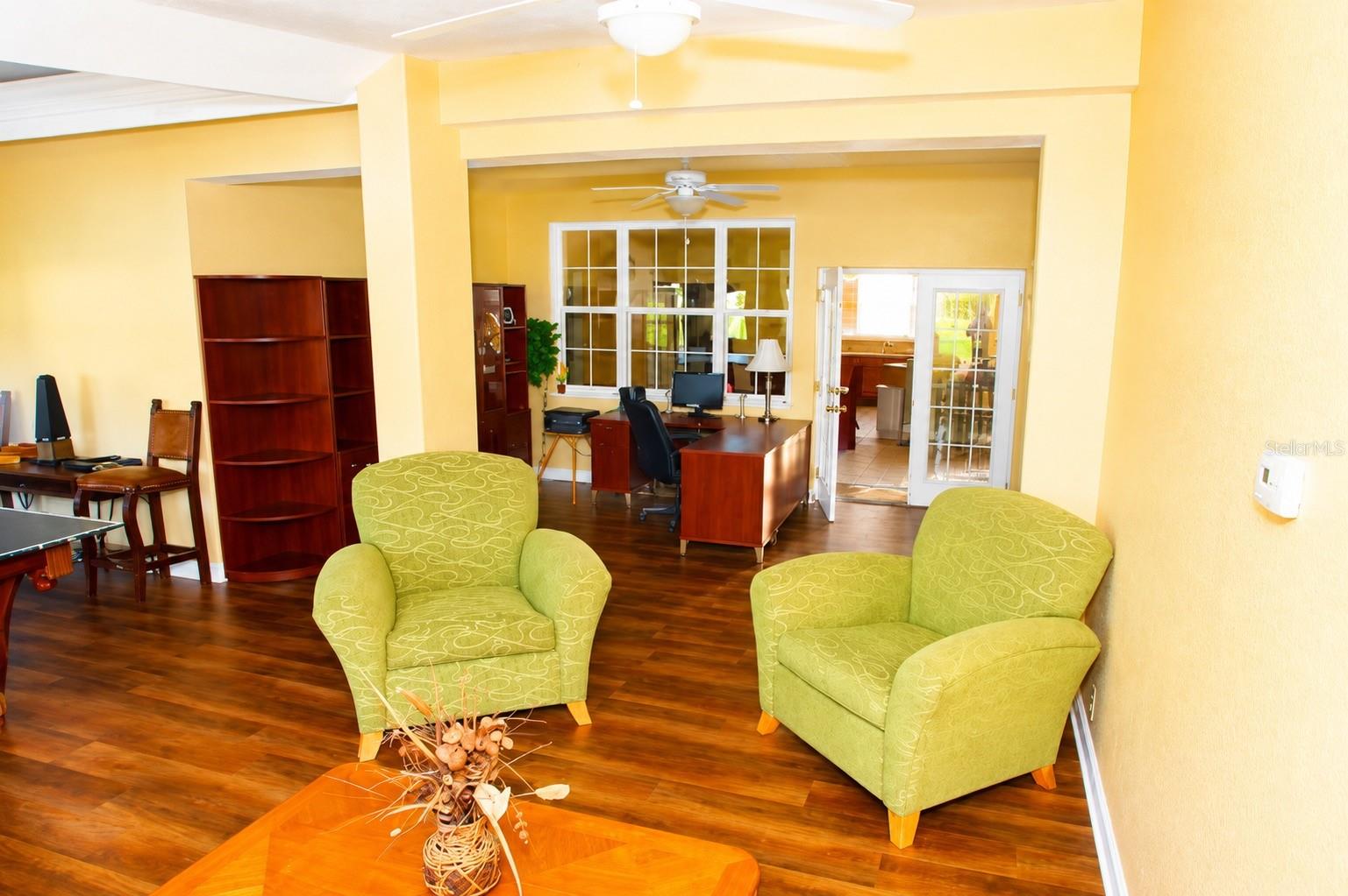 360 Nw 113th Cir Property Photo 45