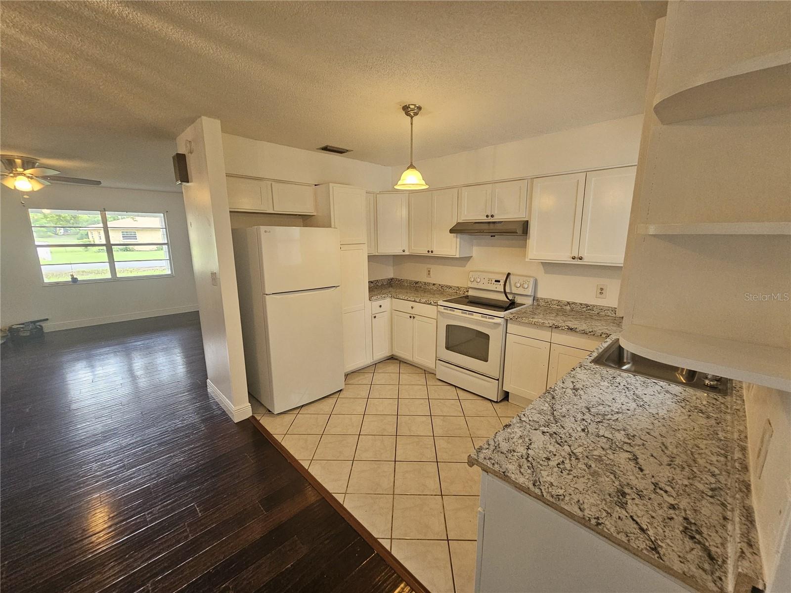 26 Lake Court Loop Property Photo 4