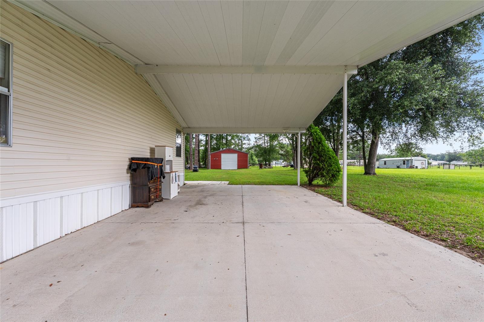 10831 Nw 10th Pl Property Photo 5