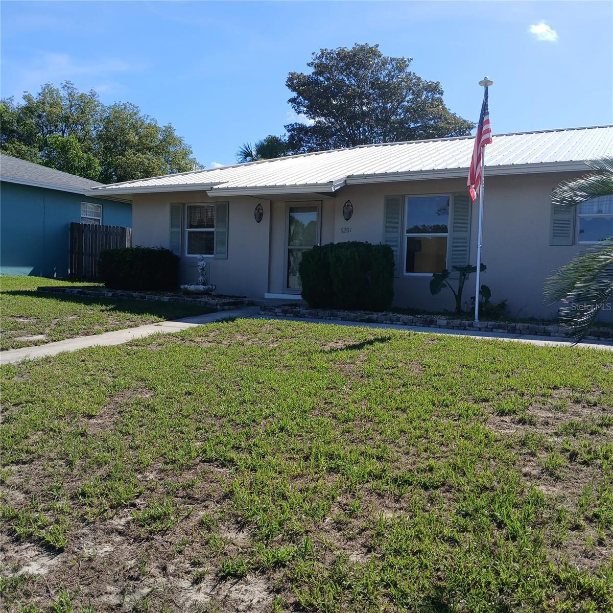 9201 N Caressa Way Property Photo 3