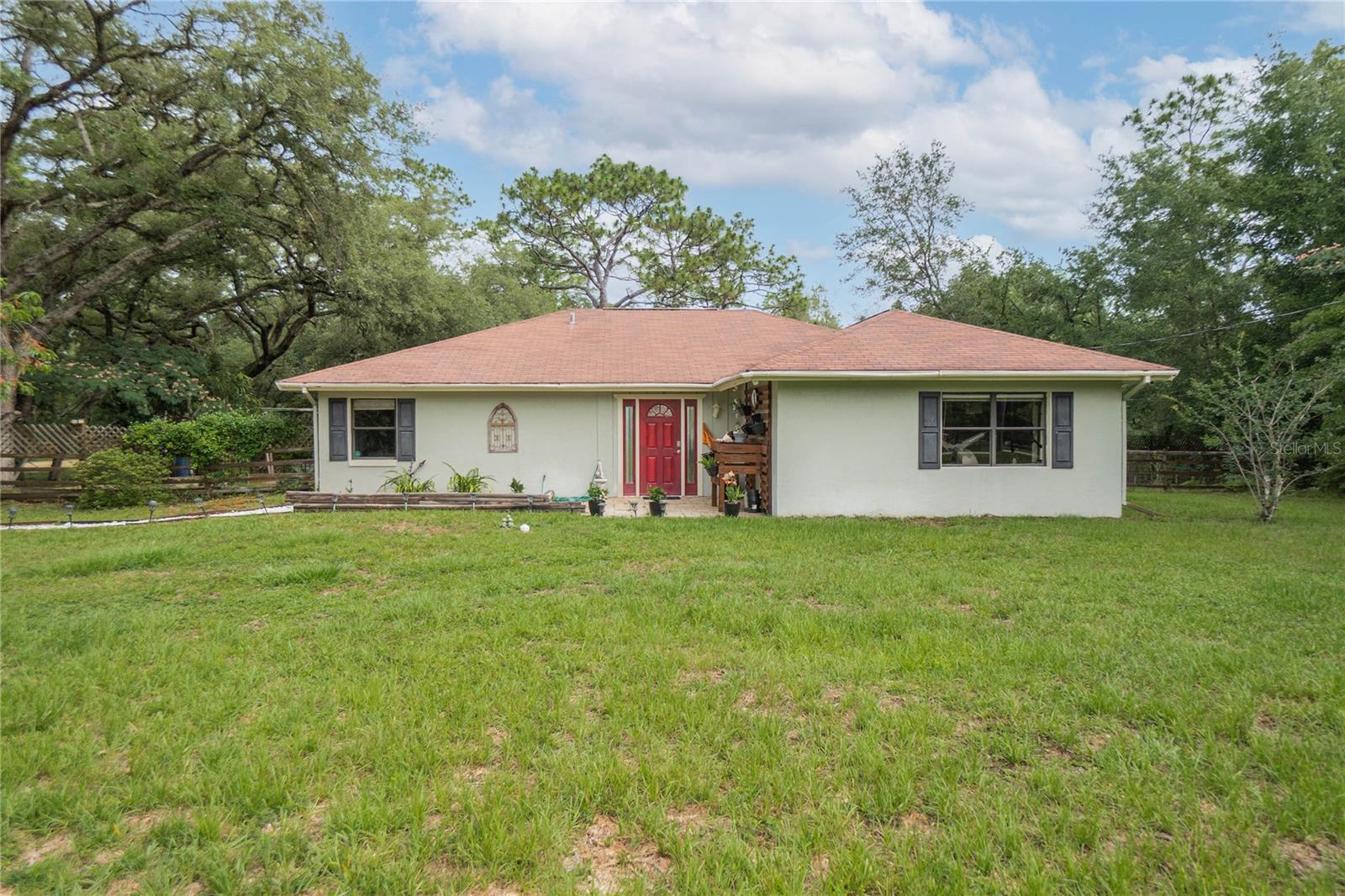 2925 W Birds Nest Dr Property Photo 2