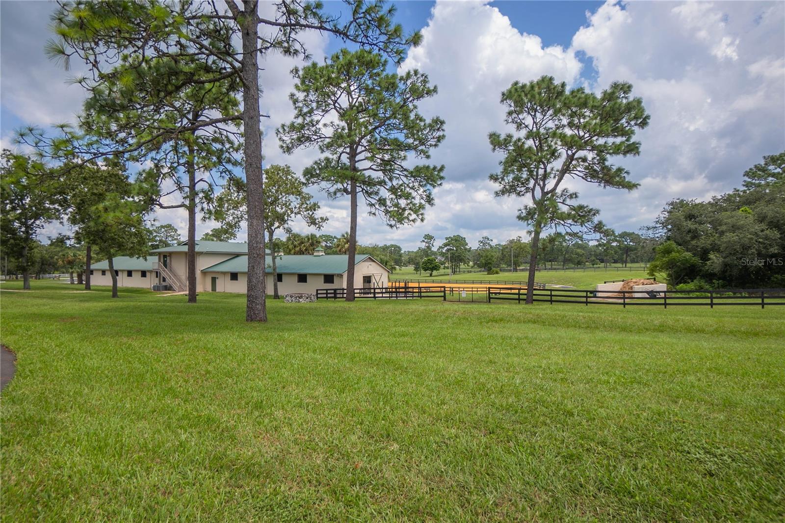 2925 W Birds Nest Dr Property Photo 59