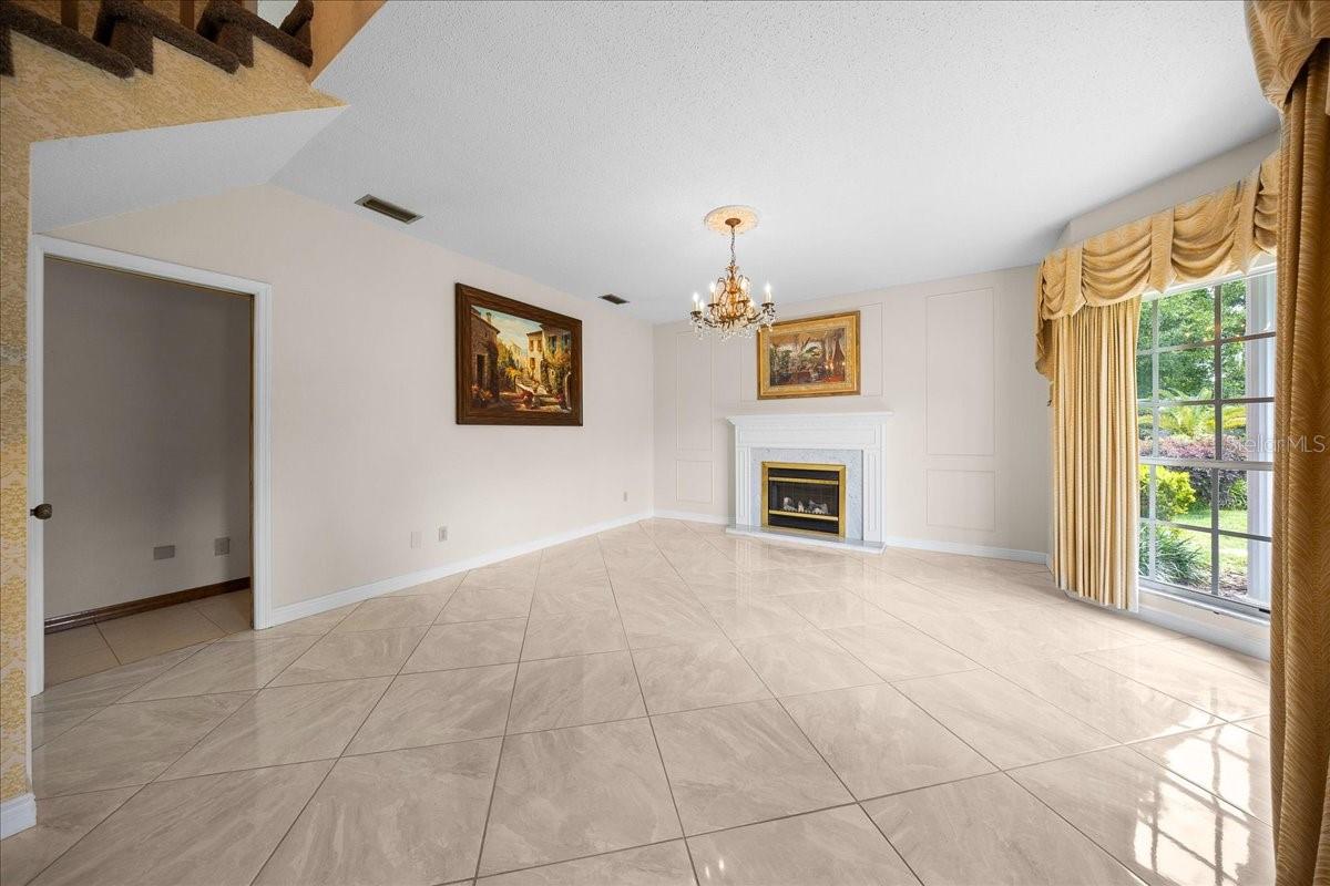 2300 Se 38th Ct Property Photo 9