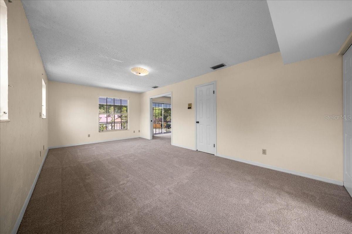 2300 Se 38th Ct Property Photo 32