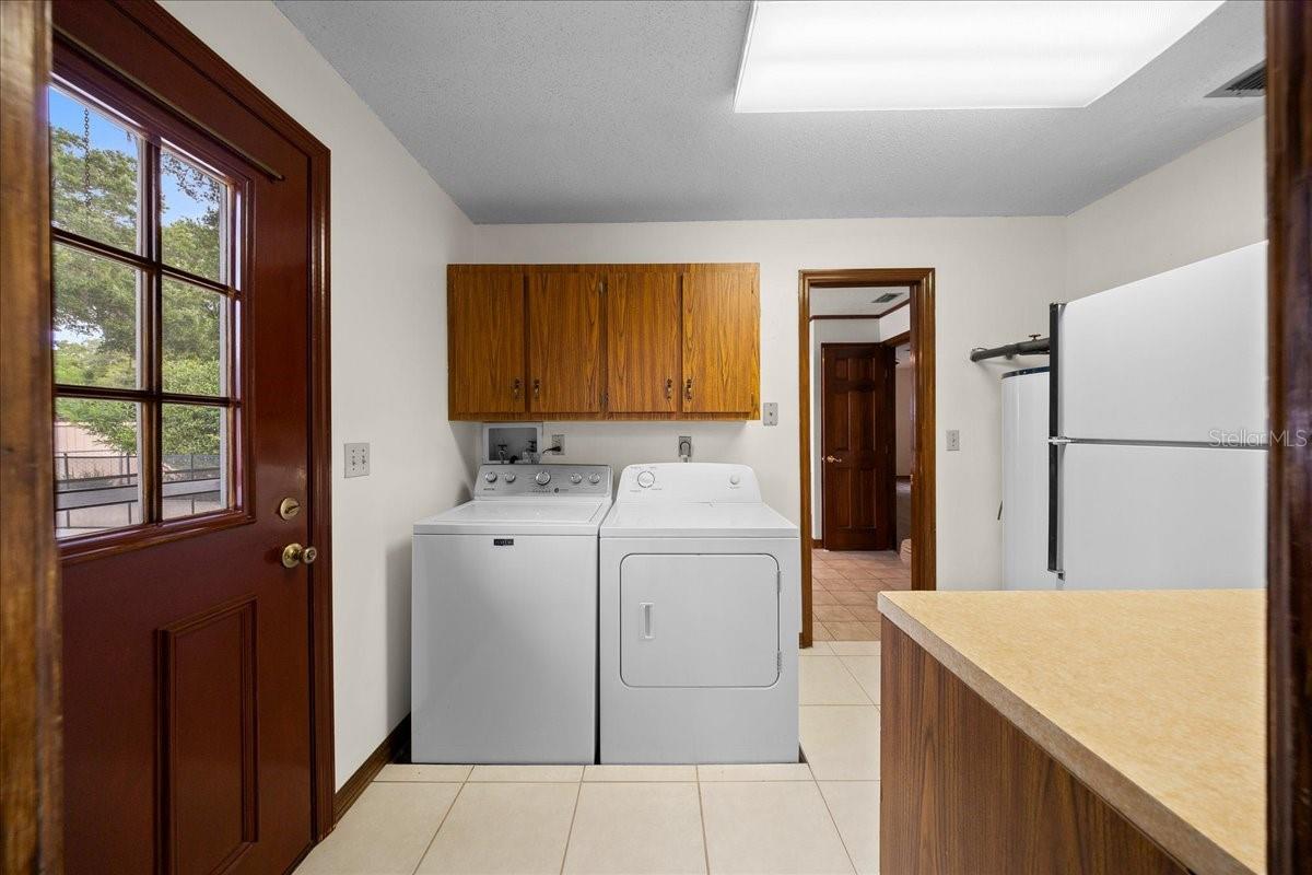 2300 Se 38th Ct Property Photo 42