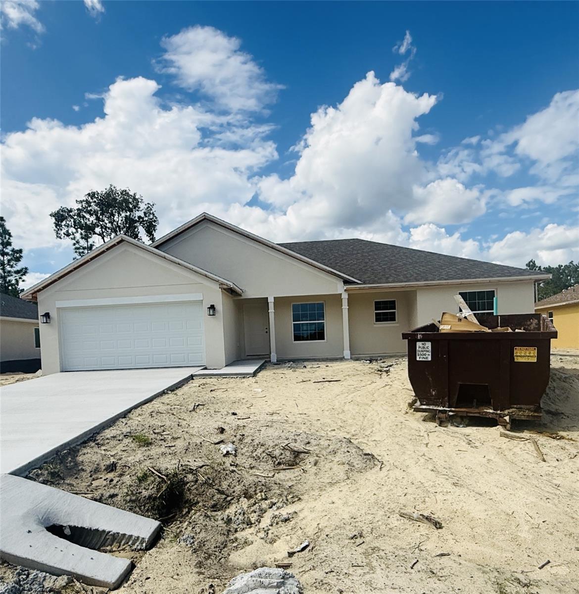699 W HALLAM