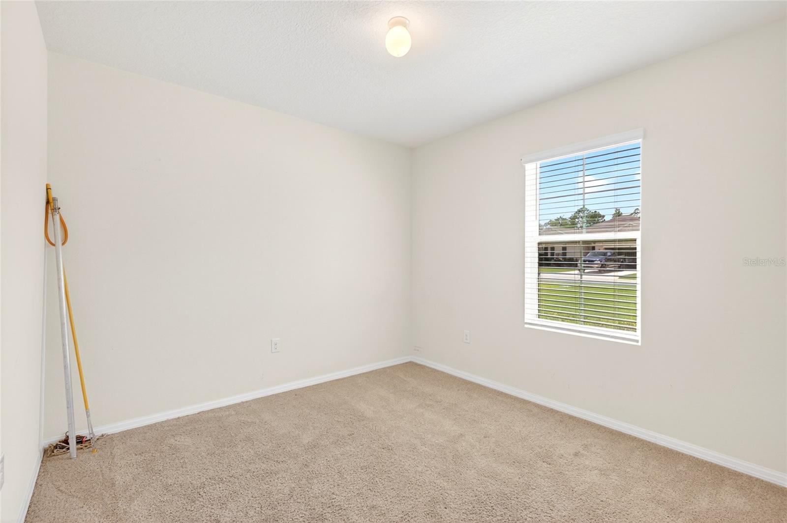 55 Hickory Crse Property Photo 6