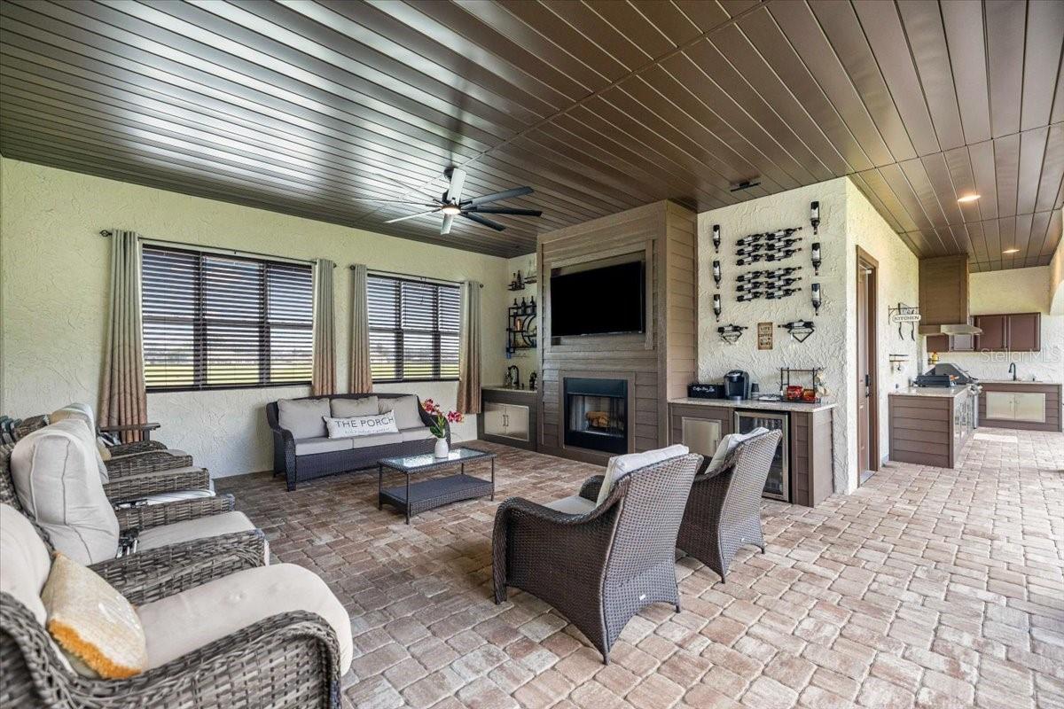 1866 Nw 79th Loop Property Photo 12