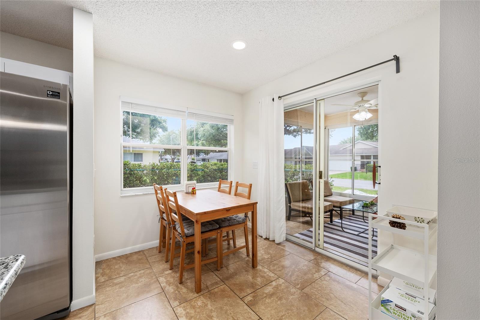 9755 Sw 94th Ter #d Property Photo 17