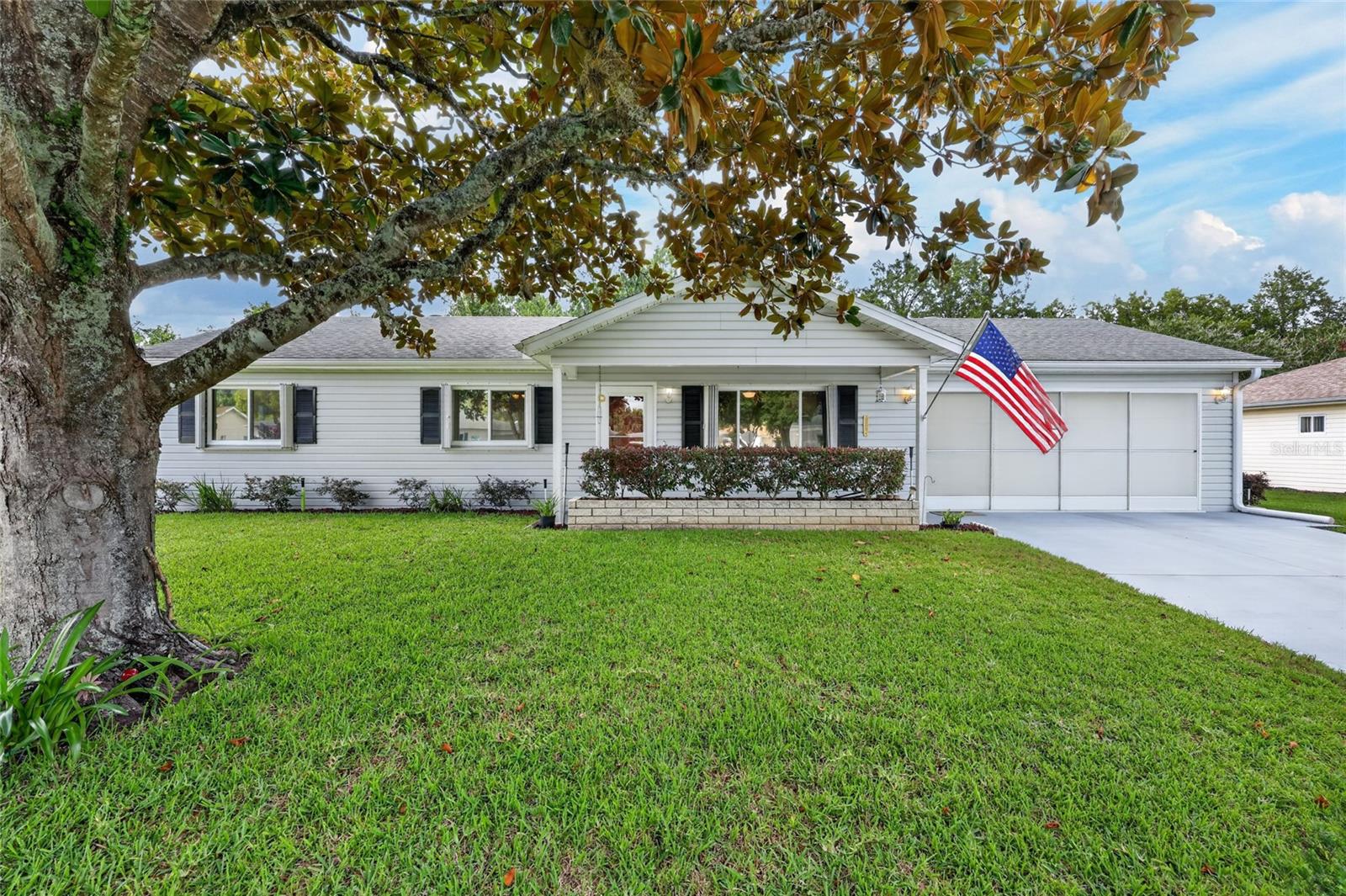 11946 Sw 137th Loop Property Photo 1