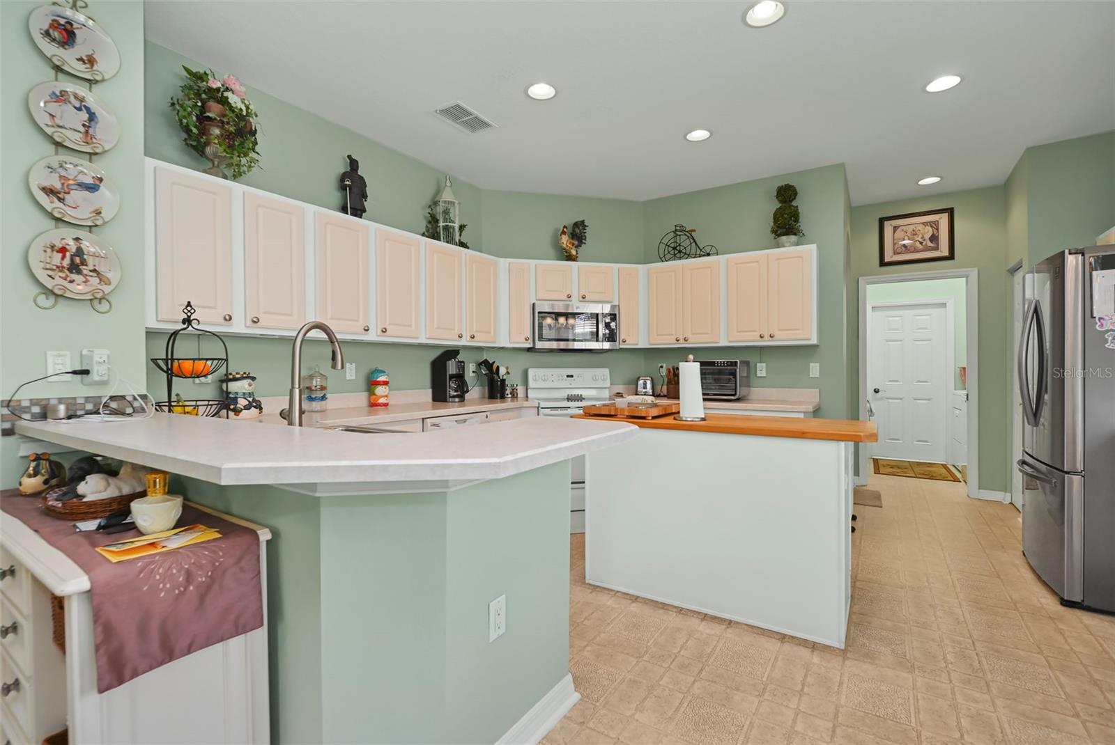 7981 Sw 81st Loop Property Photo 11