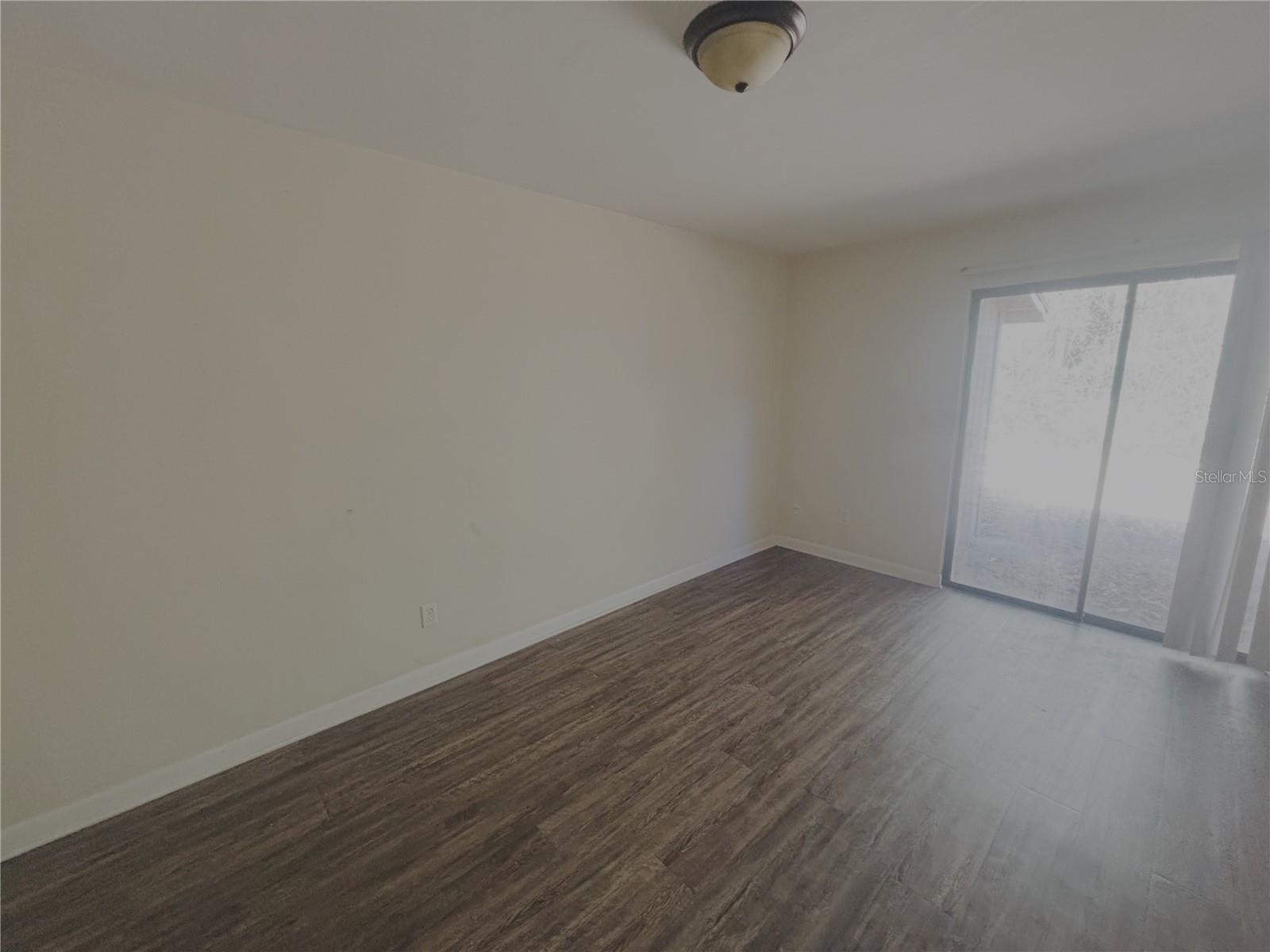 1915 Sw 70 Ter #b Property Photo 8