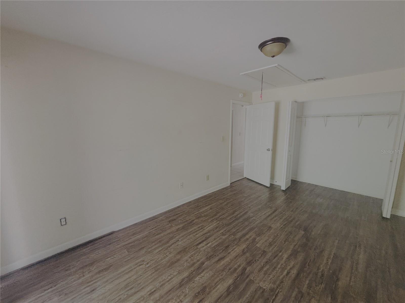 1915 Sw 70 Ter #b Property Photo 9