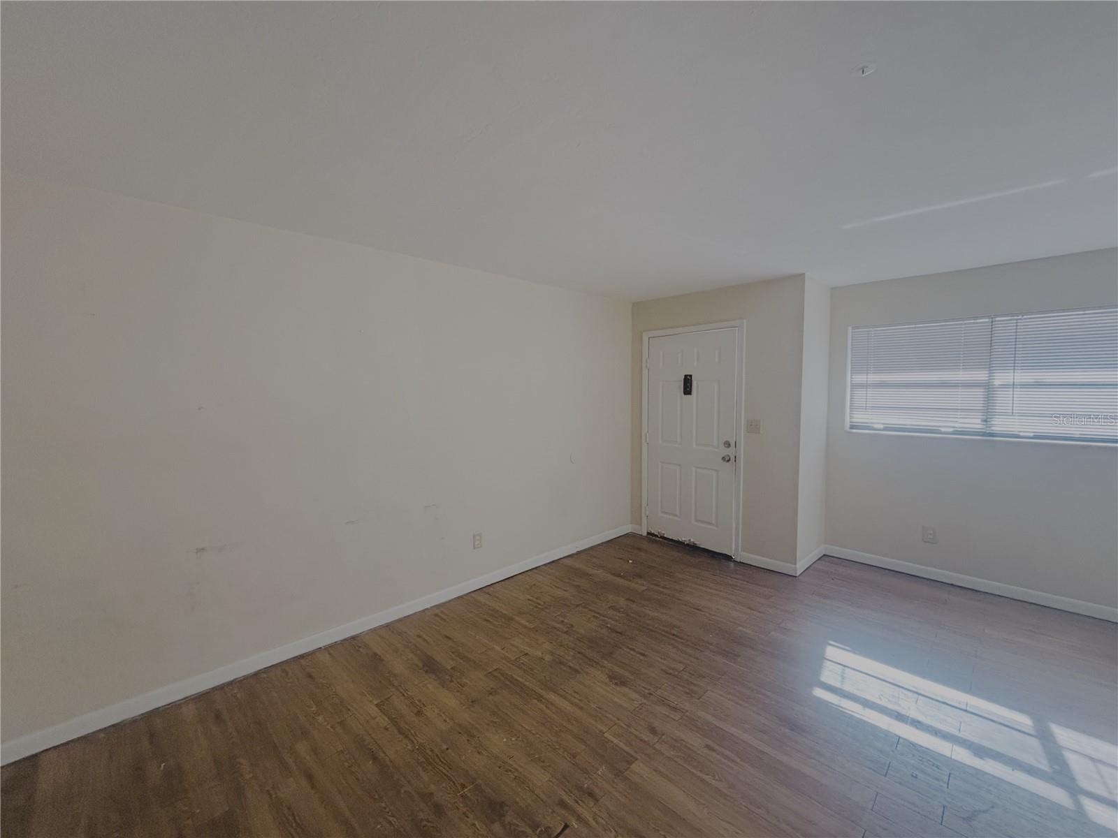 1915 Sw 70 Ter #c Property Photo 2